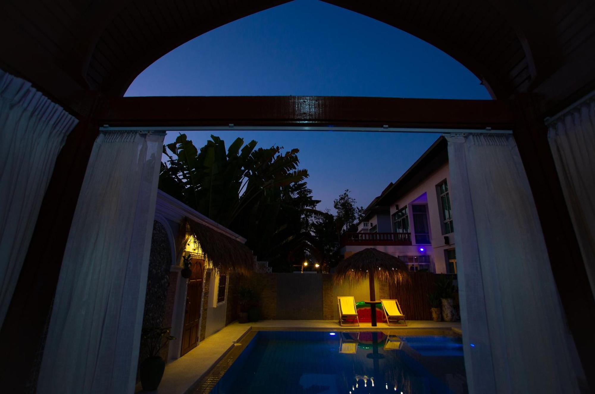 Nagawari Art Maldives Pattaya Villa 나 좀티엔 외부 사진